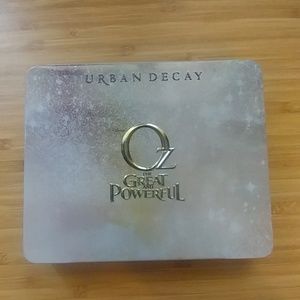 Limited Edition The Glinda Palette